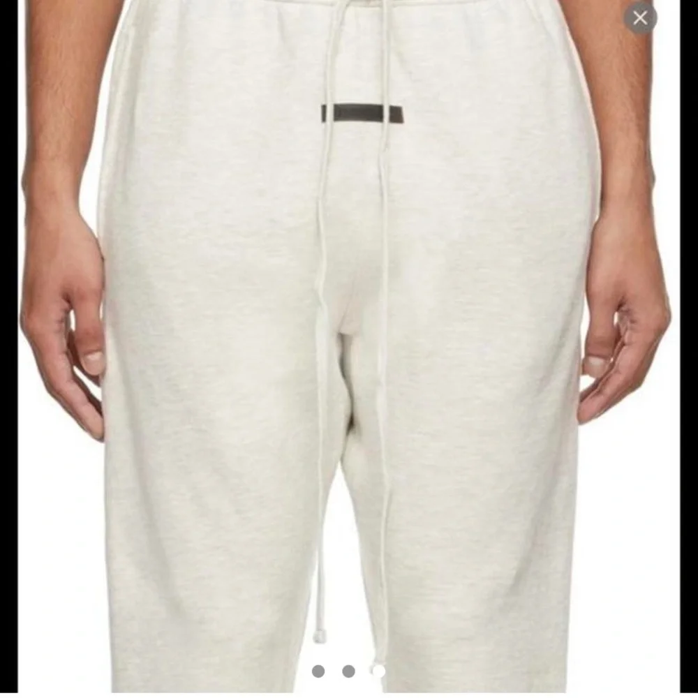 🚨 NWT 🚨 Fear of God Essentials Sweatpants - Picture 3 of 3